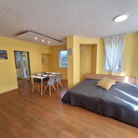 Top Location Harmony Apartment By Hostex Варна Екстер'єр фото