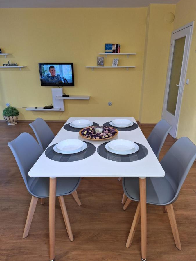 Top Location Harmony Apartment By Hostex Варна Екстер'єр фото