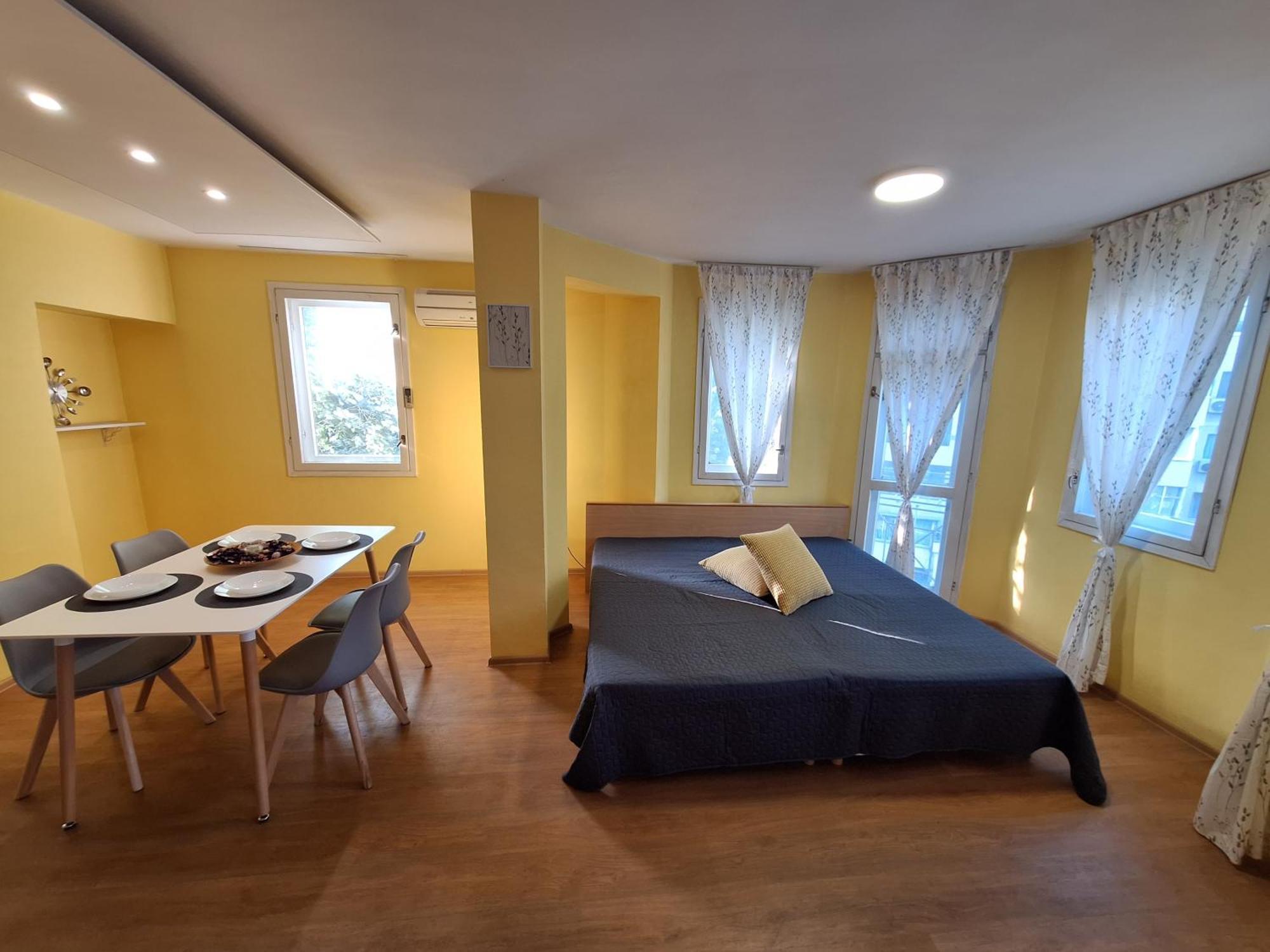 Top Location Harmony Apartment By Hostex Варна Екстер'єр фото